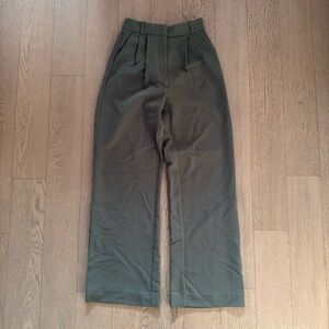 Abercrombie & Fitch Olive Chinos Classic Style